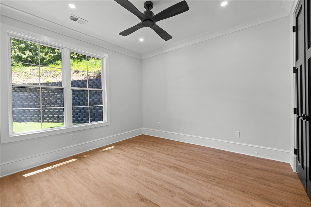 503 Point Road Westminster, SC 29693 - Photo 38 of 49