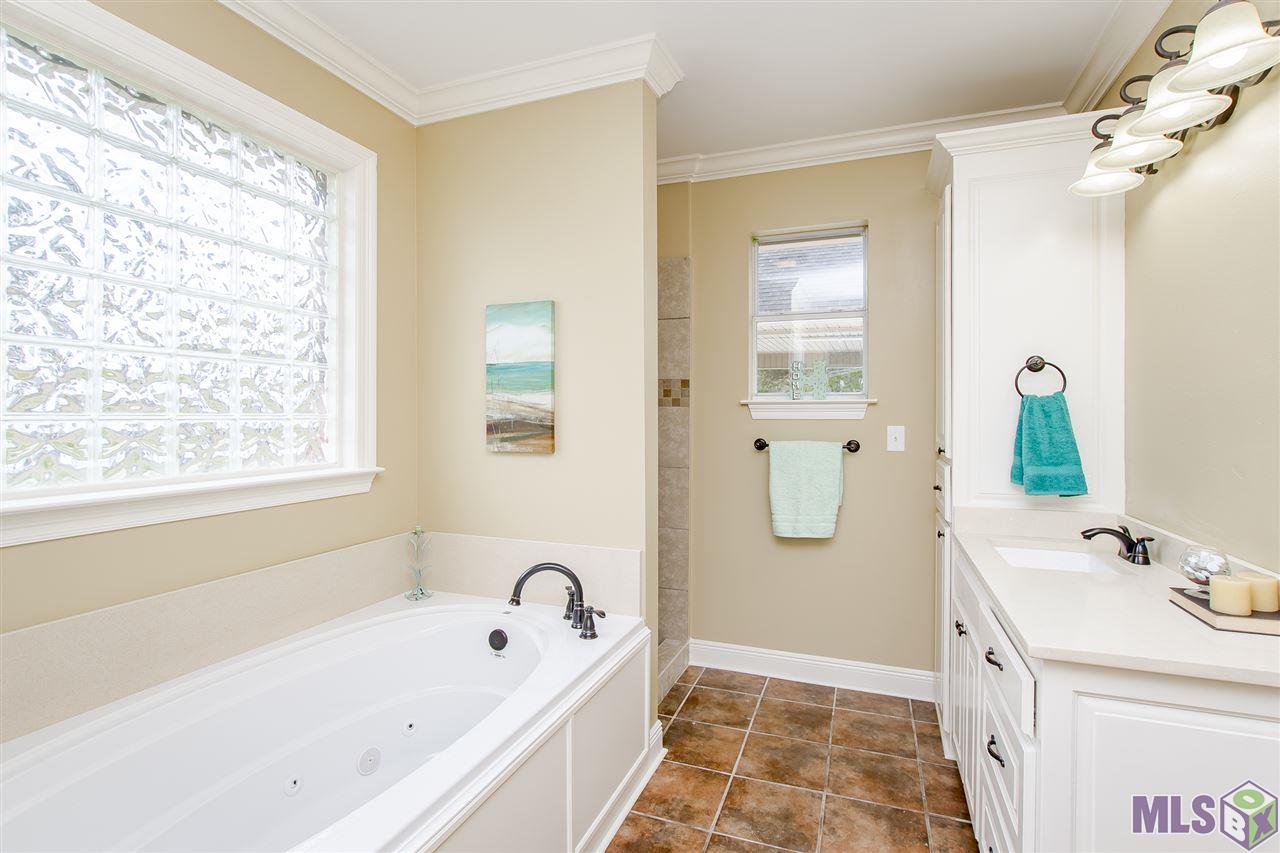 41489 Bess Road Prairieville, LA 70769 - Photo 18 of 34 Gallery Image 18