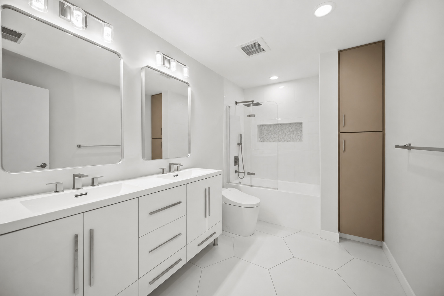 17 North Loomis Street, Unit 1J Chicago, IL 60607 - Photo 15 of 29