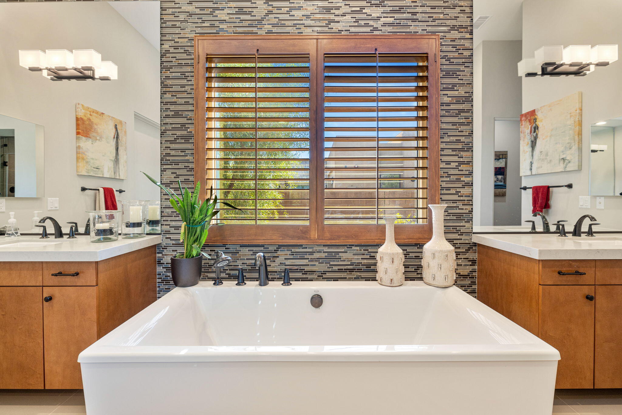 5 Via Merenda Rancho Mirage, CA 92270 - Photo 57 of 84 Master Bath