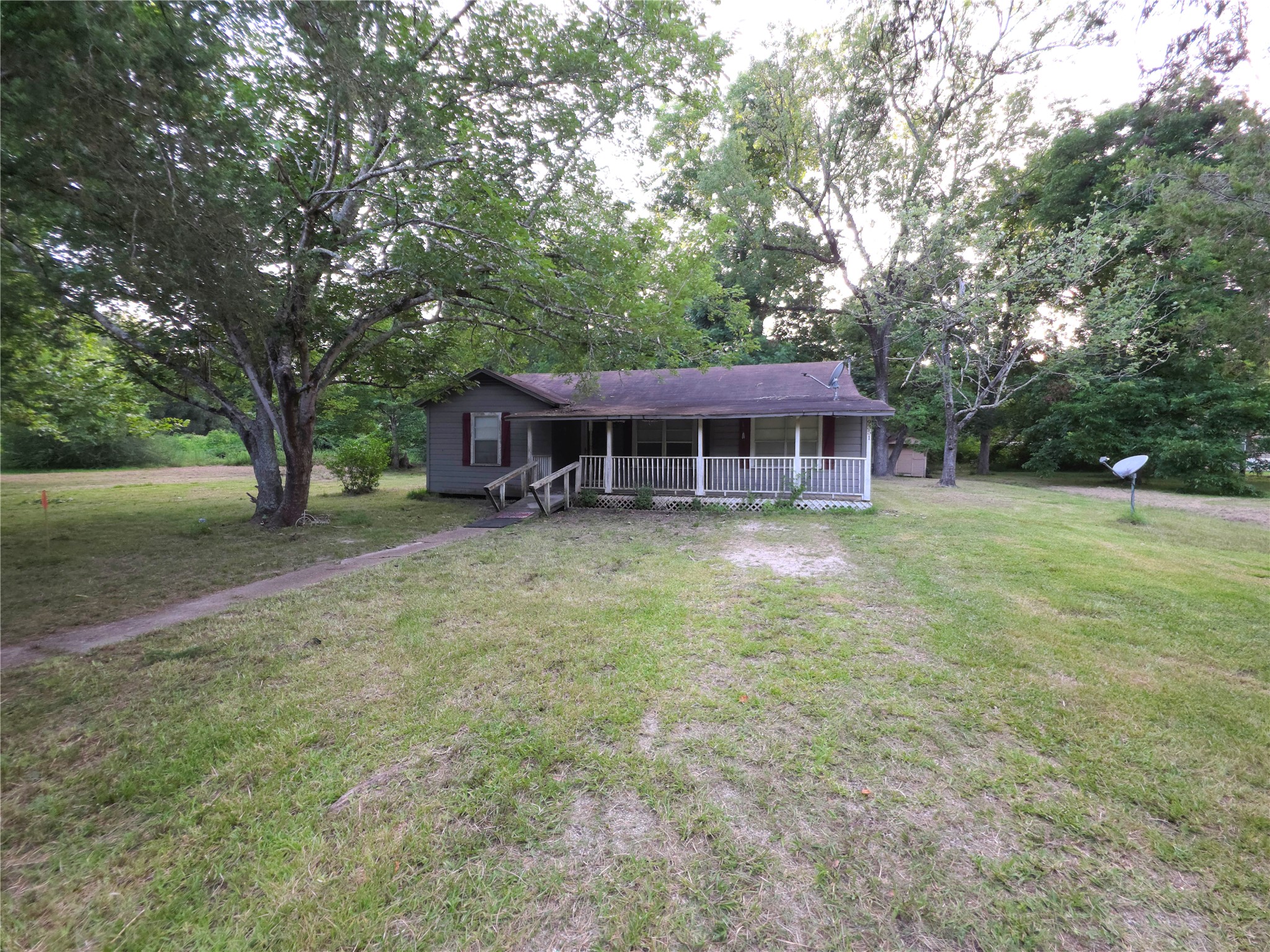 9351 North Main Street Batson, TX 77519 - Photo 2 of 32