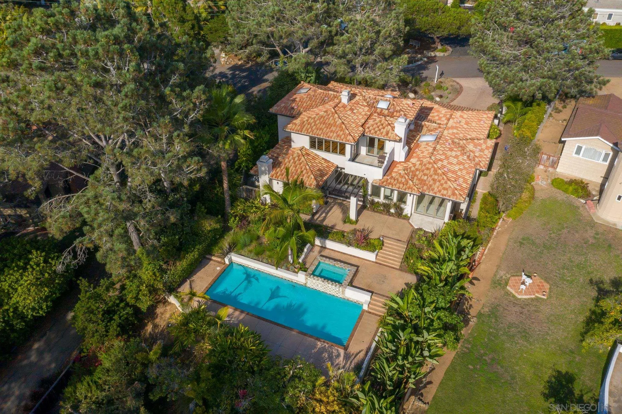 1346 Crest Road Del Mar, CA 92014 - Photo 60 of 64 an aerial view of house with yard
