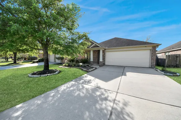 $2,200 | 27427 Channing Springs Drive, Spring, TX 77386