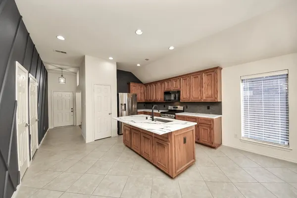 $2,200 | 27427 Channing Springs Drive, Spring, TX 77386