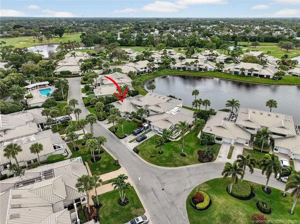 $469,000 | 5627 Southeast Foxcross Place, Stuart, FL 34997