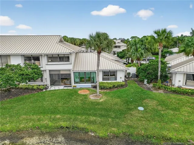 $469,000 | 5627 Southeast Foxcross Place, Stuart, FL 34997