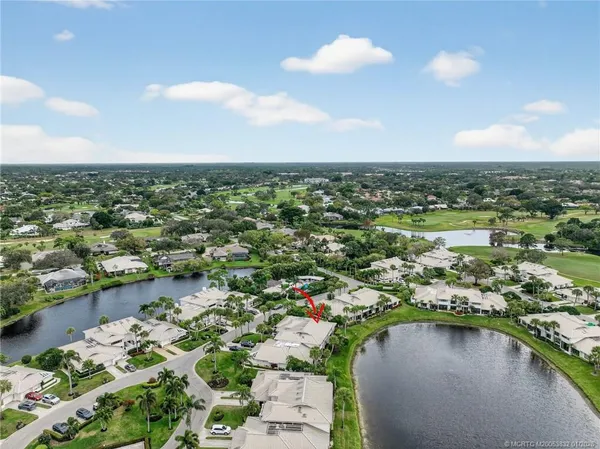 $469,000 | 5627 Southeast Foxcross Place, Stuart, FL 34997