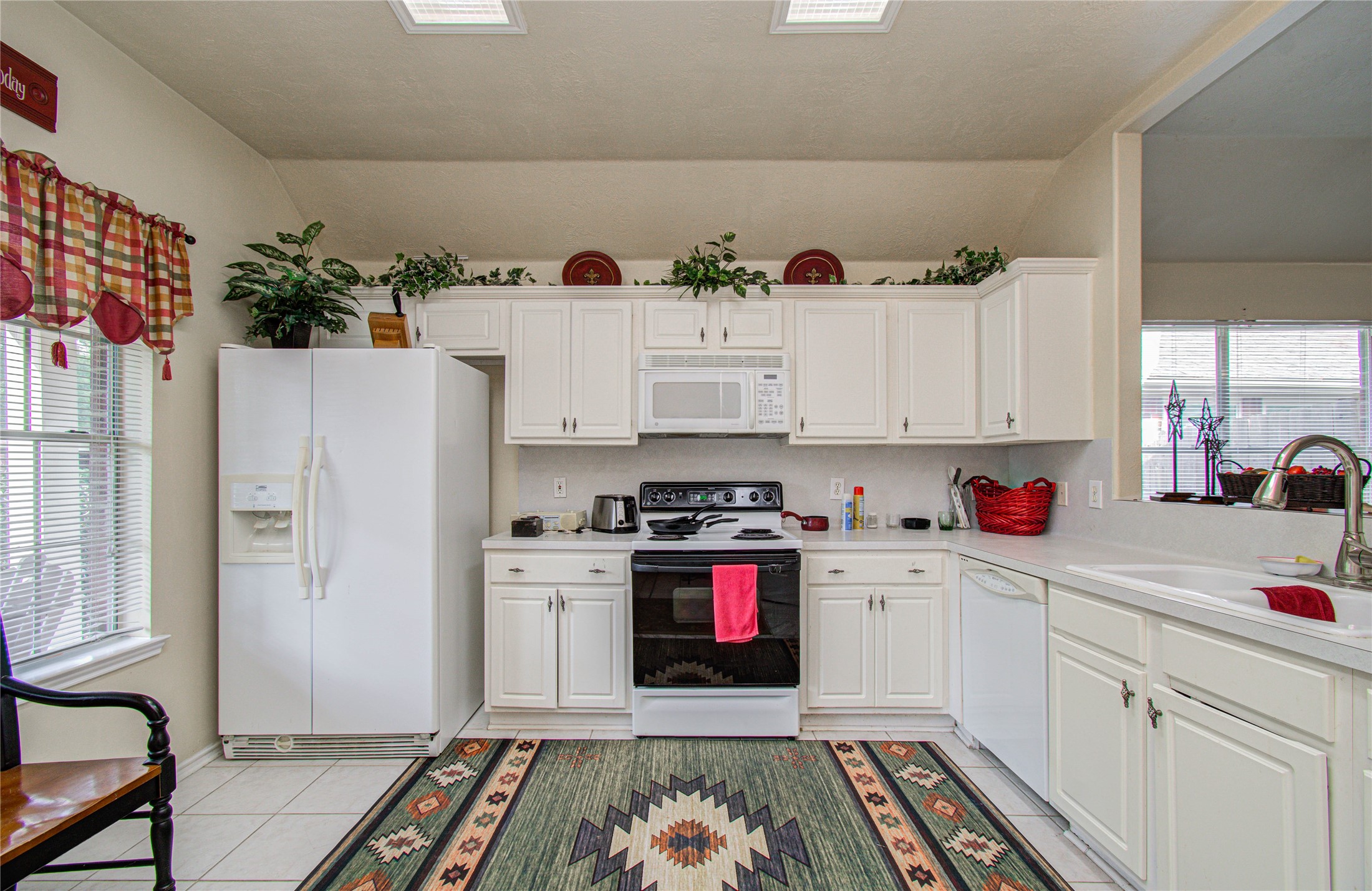 20319 Savannah Bay Road Cypress, TX 77433 - Photo 5 of 31