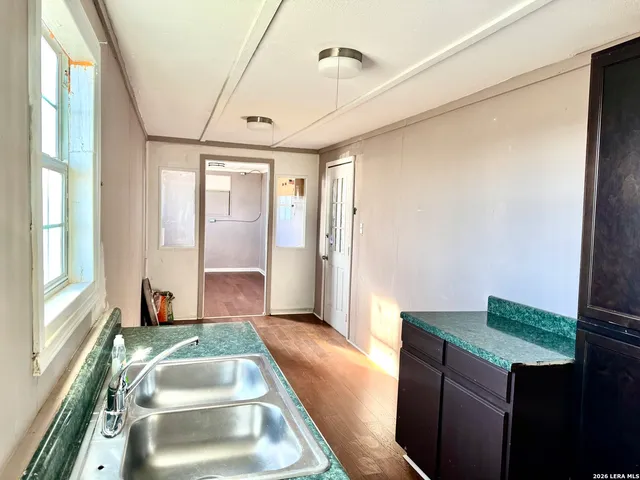 $272,000 | 2811 County Road 467, Devine, TX 78016