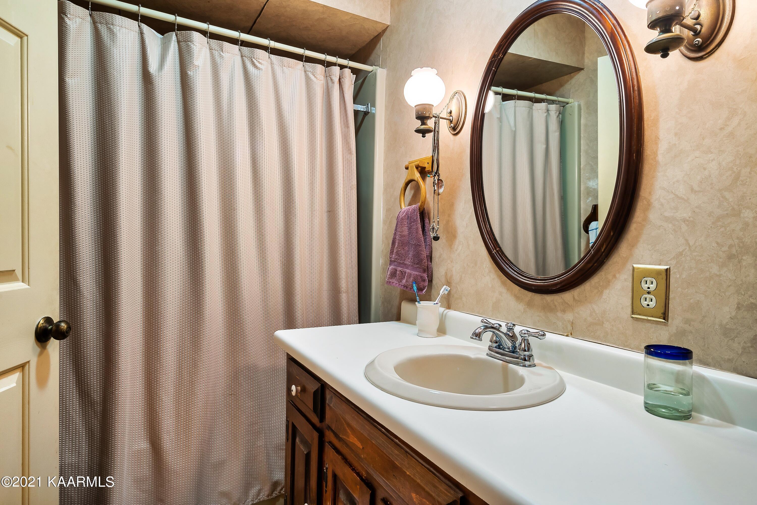 12 Compton Lane Oak Ridge, TN 37830 - Photo 28 of 53 12C-29