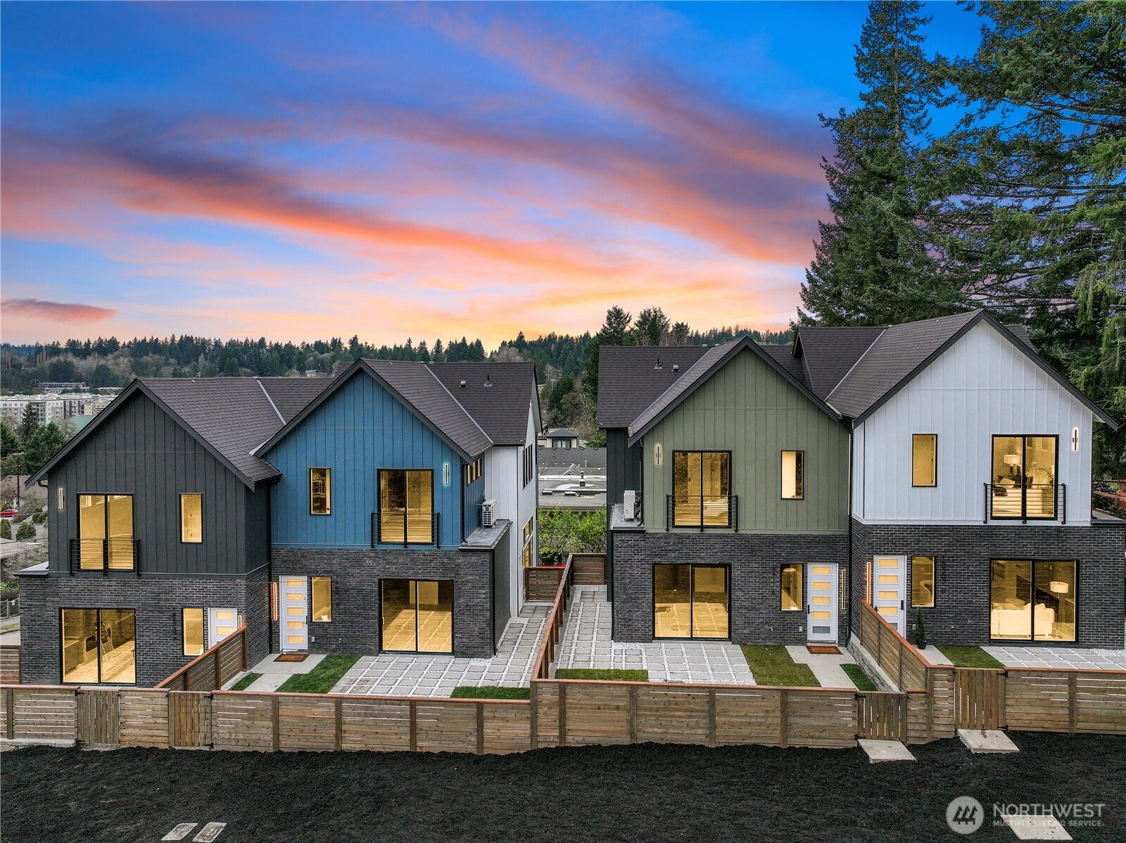 18607 104th Avenue Northeast, Unit A Bothell, WA 98011 - Photo 2 of 31