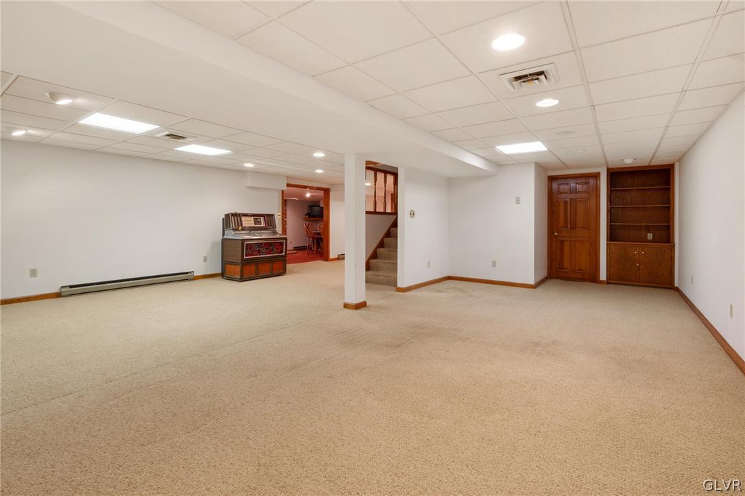 1087 Oldstone Road Allentown, PA 18103 - Photo 35 of 42 Gallery Image 35