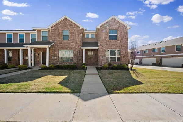 $2,195 | 3500 Brentwood Drive, Denton, TX 76207