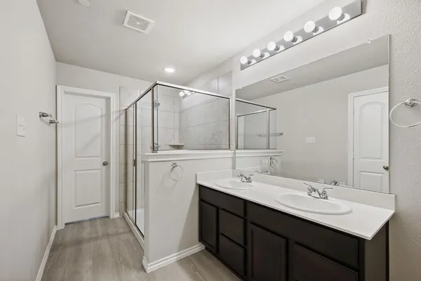 $2,195 | 3500 Brentwood Drive, Denton, TX 76207