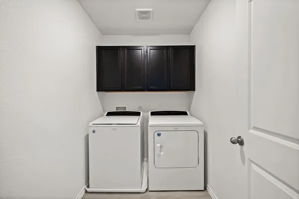 $2,195 | 3500 Brentwood Drive, Denton, TX 76207