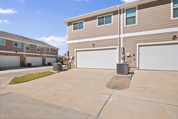 $2,195 | 3500 Brentwood Drive, Denton, TX 76207