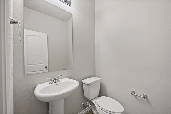 $2,195 | 3500 Brentwood Drive, Denton, TX 76207