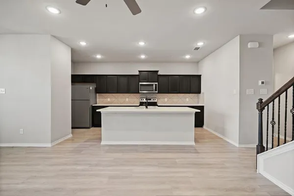 $2,195 | 3500 Brentwood Drive, Denton, TX 76207