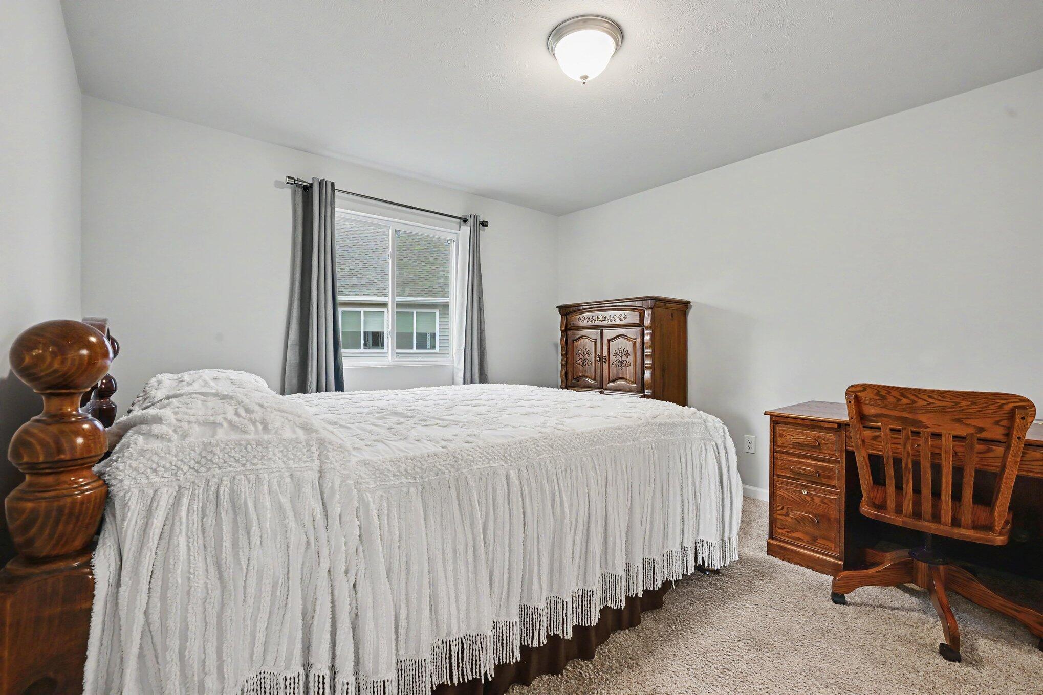 605 Bush Boulevard Three Rivers, MI 49093 - Photo 7 of 18 010_file_9823