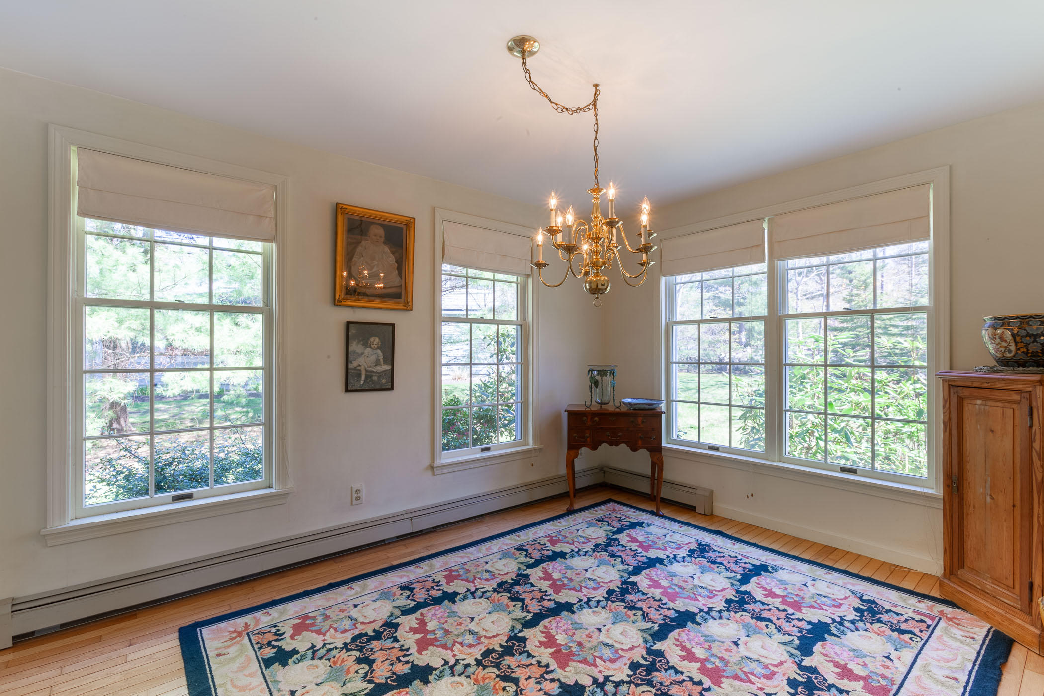 18 Valleybrook Road Ogunquit, ME 03907 - Photo 9 of 33 Dining room