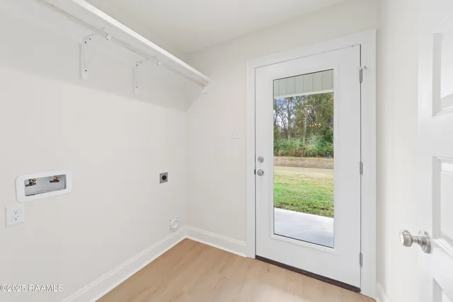 $197,900 | 227 Camerons Cove Drive, Carencro, LA 70520