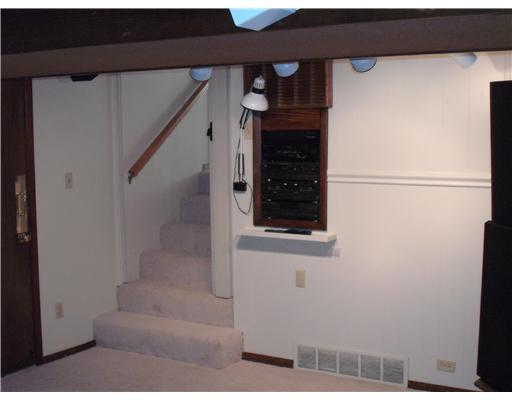 104 Porter Lane Rochester, PA 15074 - Photo 14 of 16 Den/Family/Great Room.