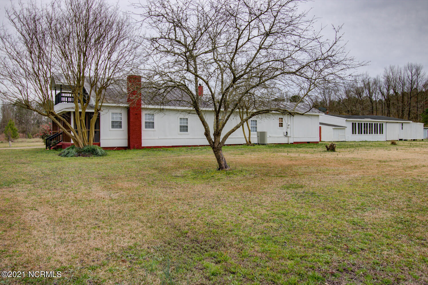 871 Watha Road Willard, NC 28478 - Photo 7 of 54 871 Watha Road-large-007-017-Side View-1
