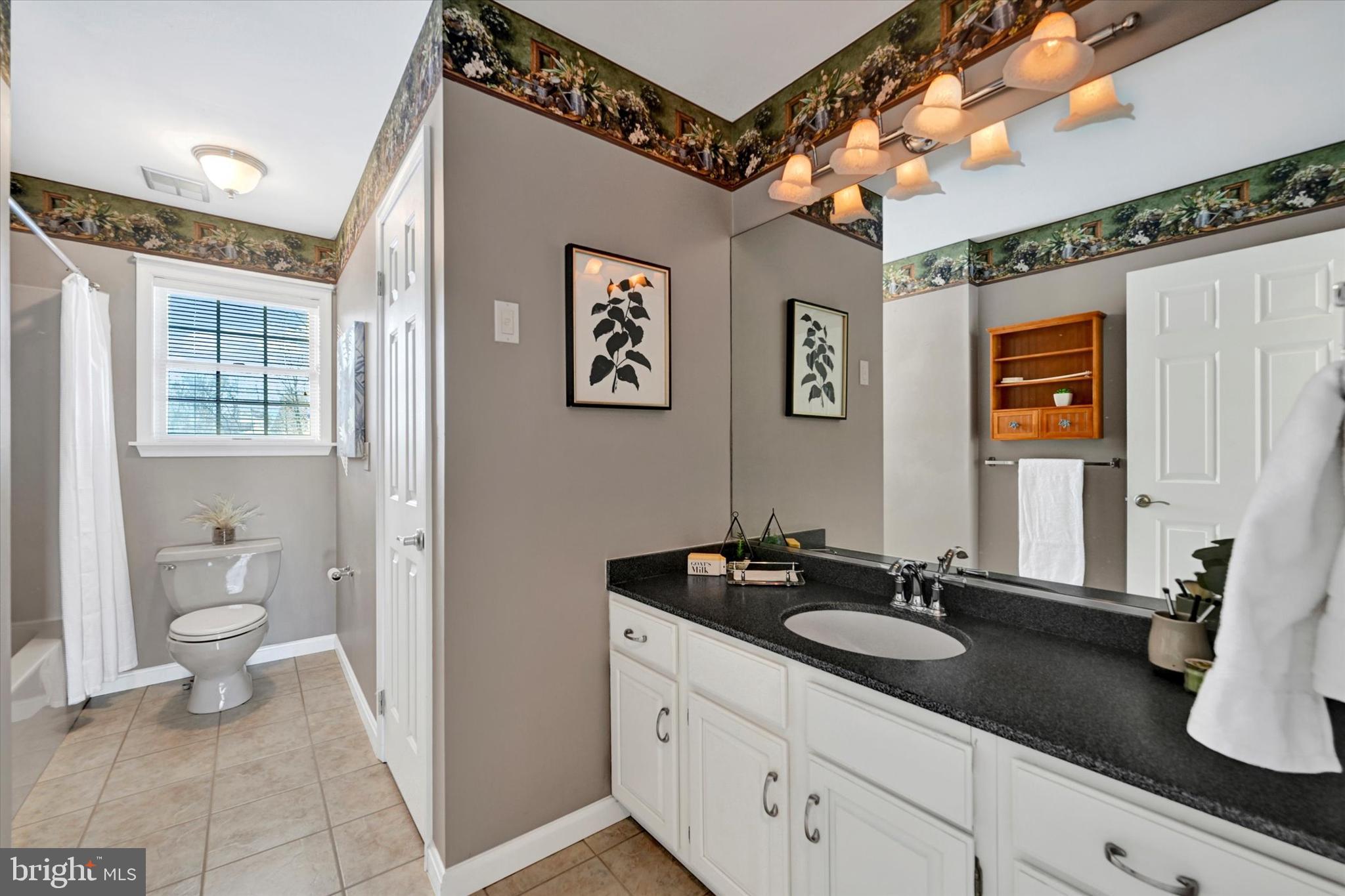 7710 Gum Spring Road Baltimore, MD 21237 - Photo 25 of 61 Hall Bath