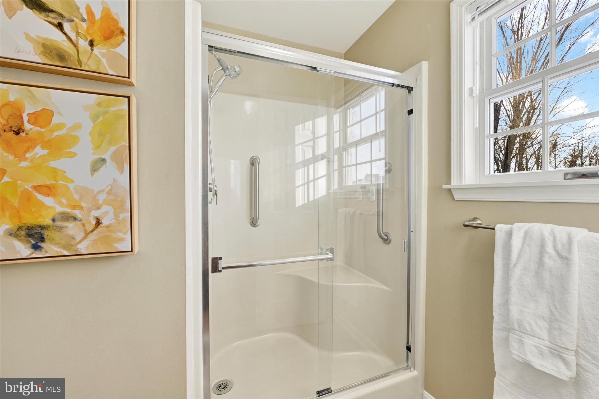 7710 Gum Spring Road Baltimore, MD 21237 - Photo 31 of 61 Primary Bath
