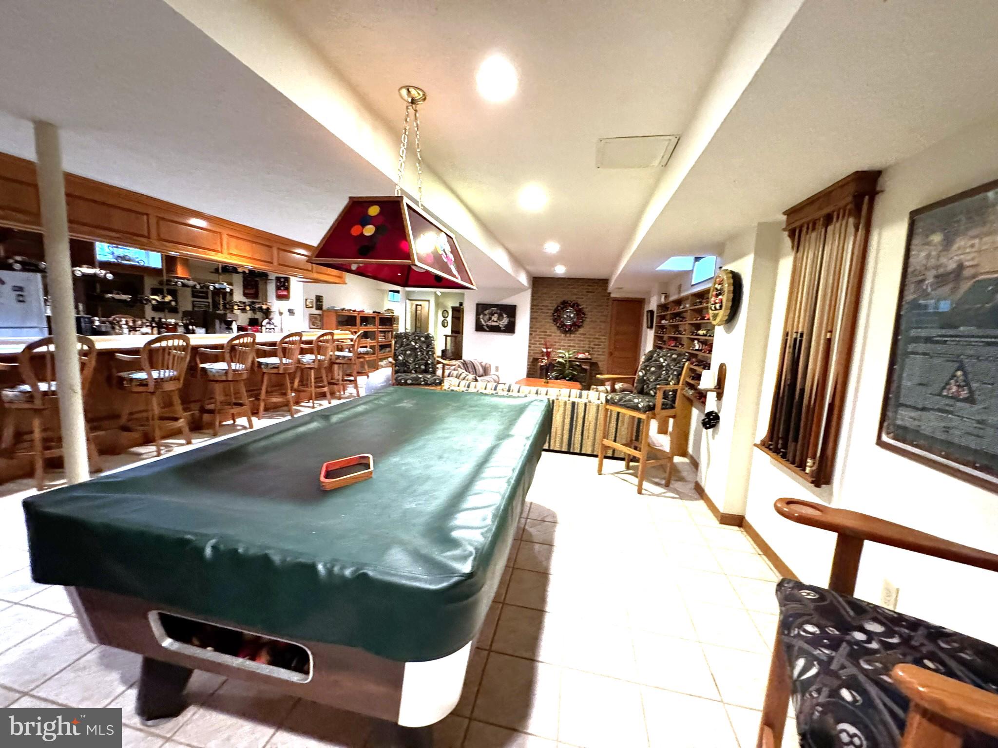 7710 Gum Spring Road Baltimore, MD 21237 - Photo 4 of 8 Rec room w/bar