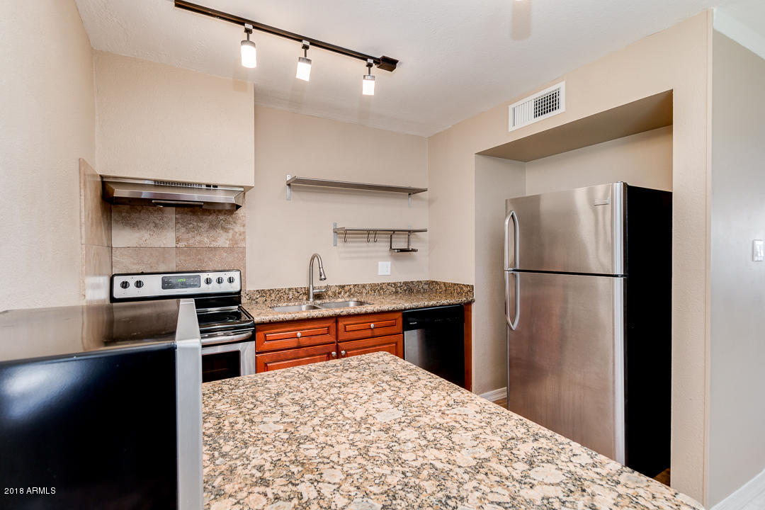2725 South Rural Road, Unit 11 Tempe, AZ 85282 - Photo 12 of 25 13-Rural