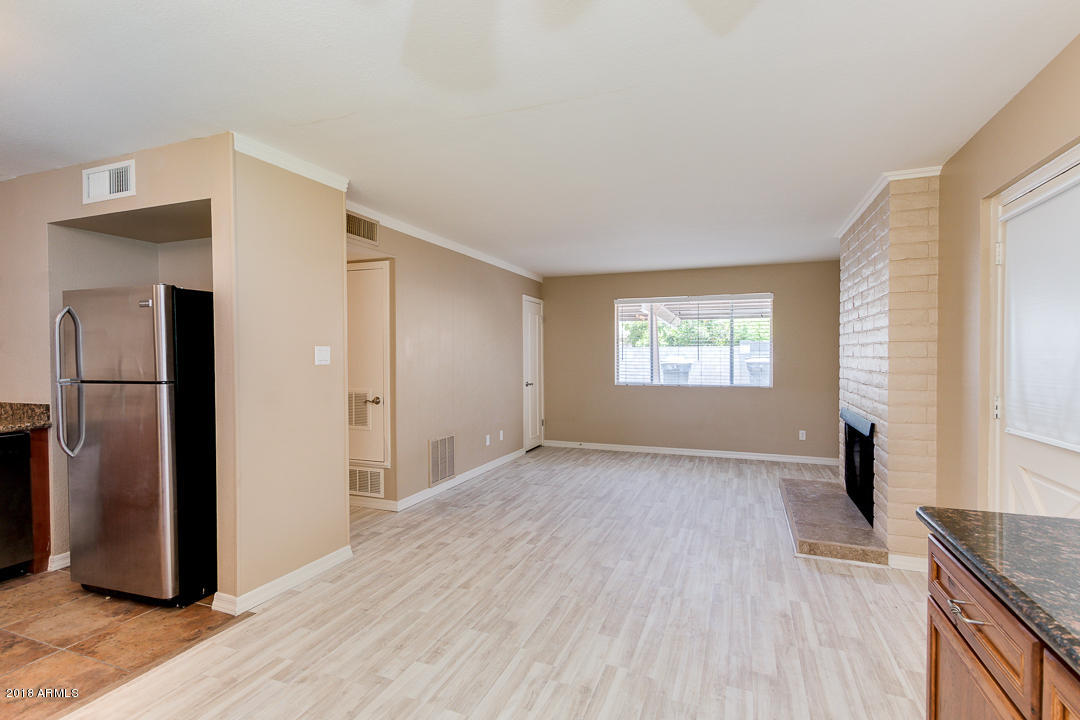 2725 South Rural Road, Unit 11 Tempe, AZ 85282 - Photo 10 of 25 11-Rural