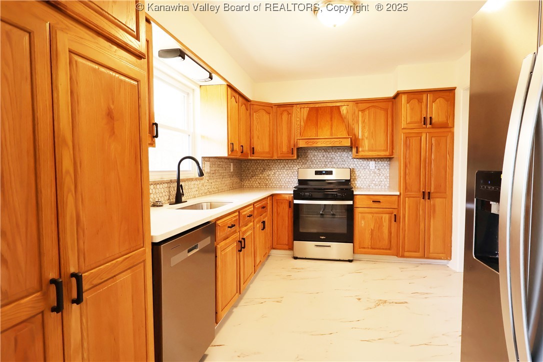1209 Henry Road South Charleston, WV 25303 - Photo 7 of 20 Gallery Image 7