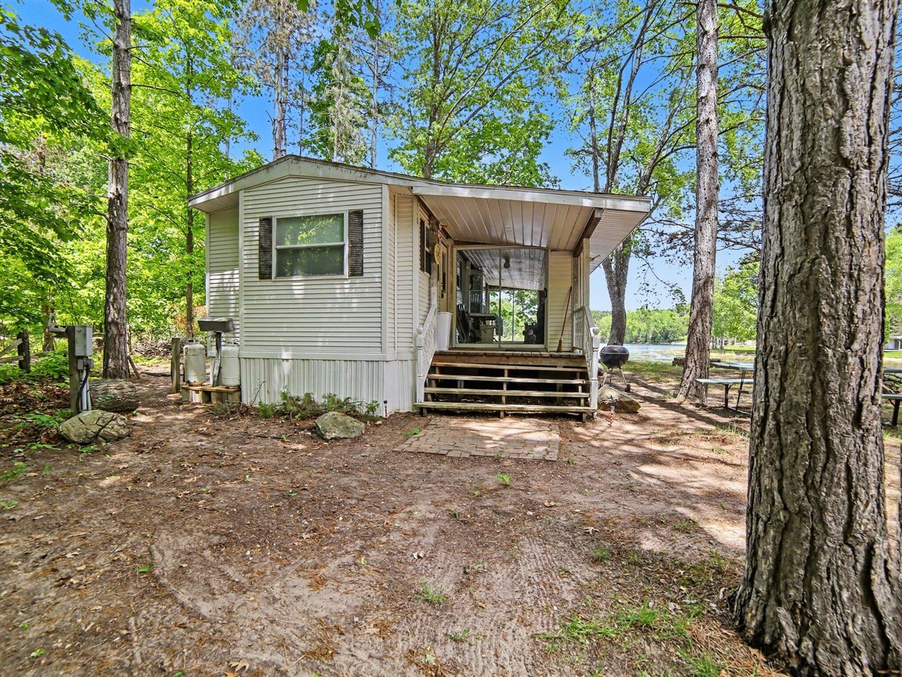 7870 West Village Road Mears, MI 49436 - Photo 7 of 41