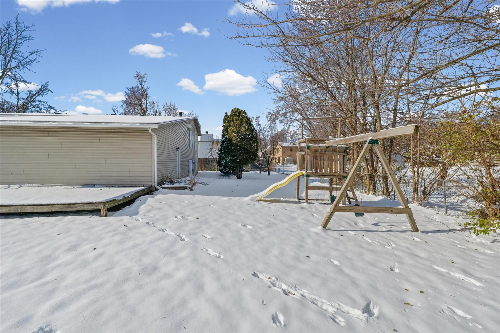 702 Devonshire Drive Champaign, IL 61820 - Photo 32 of 37 a view of outdoor space and yard