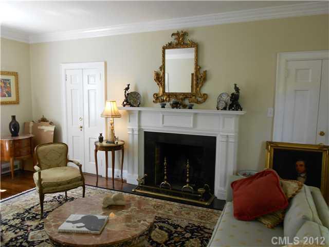 2632 Providence Road Charlotte, NC 28211 - Photo 3 of 16