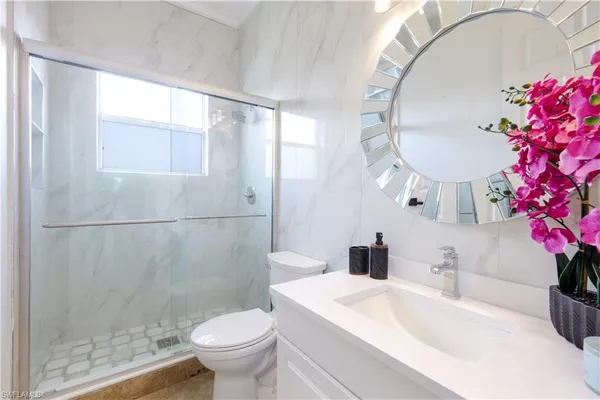 $1,075,000 | 3223 4th Avenue Northeast, Naples, FL 34120