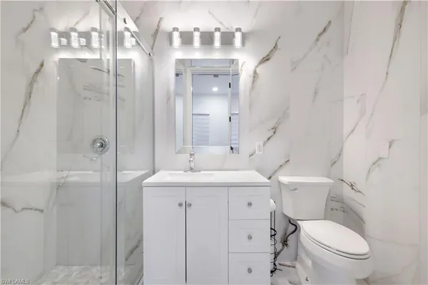 $1,075,000 | 3223 4th Avenue Northeast, Naples, FL 34120