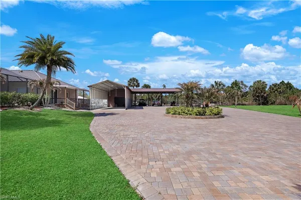 $1,075,000 | 3223 4th Avenue Northeast, Naples, FL 34120