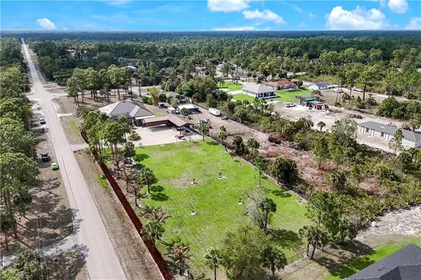 $1,075,000 | 3223 4th Avenue Northeast, Naples, FL 34120