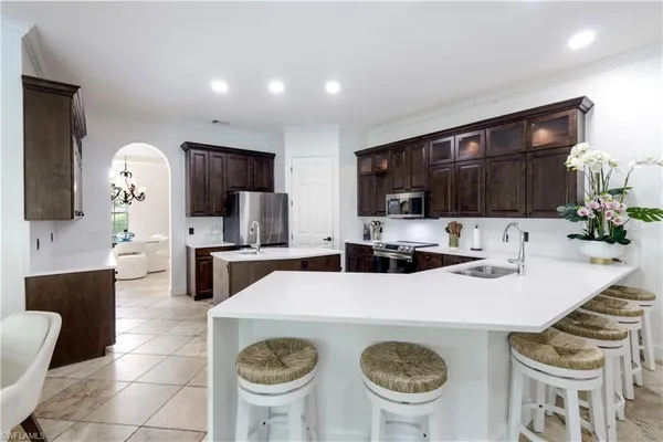 $1,075,000 | 3223 4th Avenue Northeast, Naples, FL 34120