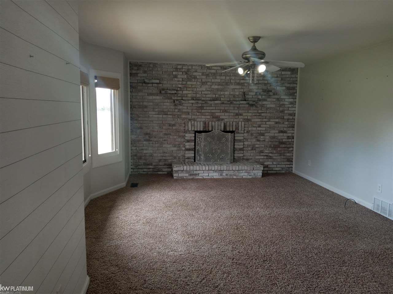9757 Rynn Road Avoca, MI 48006 - Photo 19 of 66 50059636-19.JPG
