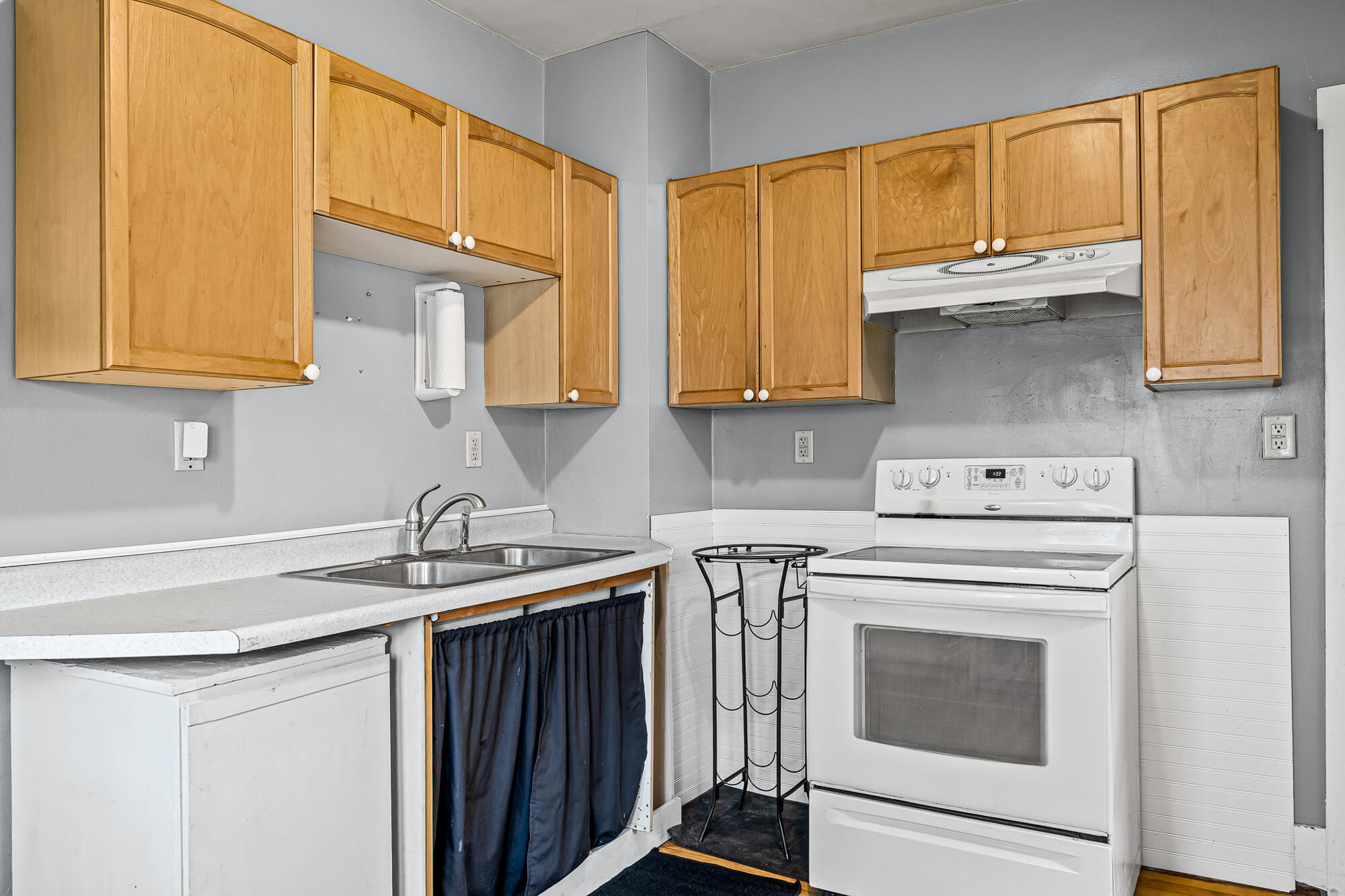 1328 George Street La Crosse, WI 54603 - Photo 11 of 31 Kitchen