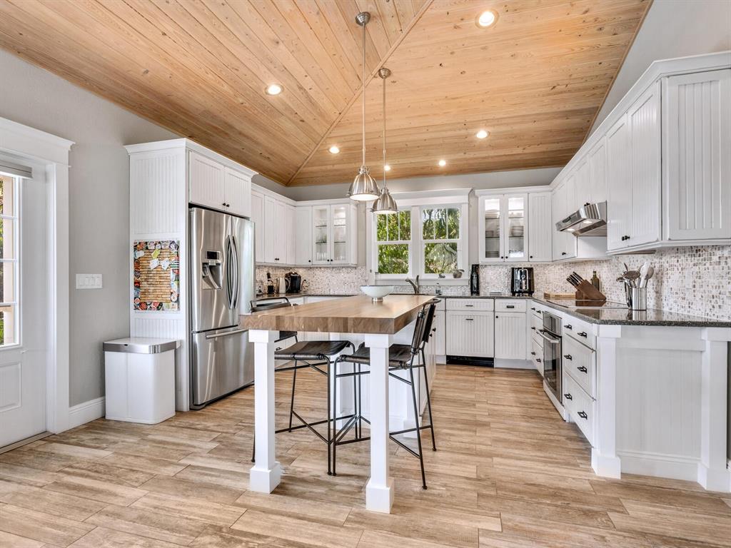 217 Spring Avenue Anna Maria, FL 34216 - Photo 8 of 47 Gallery Image 8