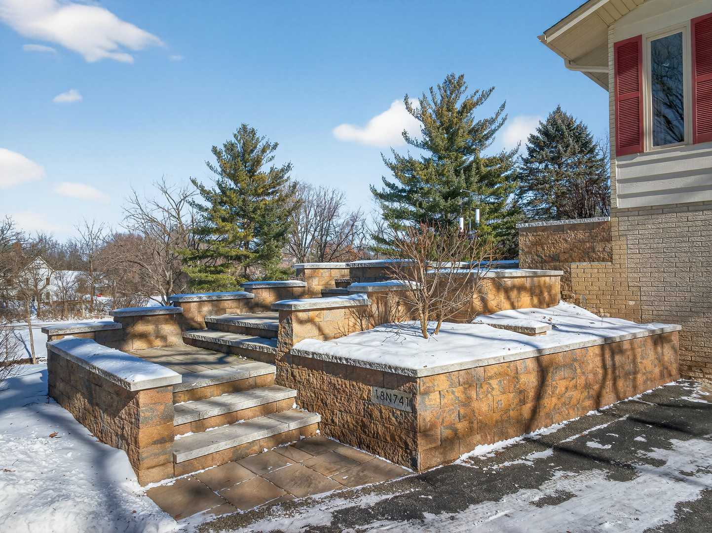 18N741 Westhill Road Dundee, IL 60102 - Photo 3 of 54