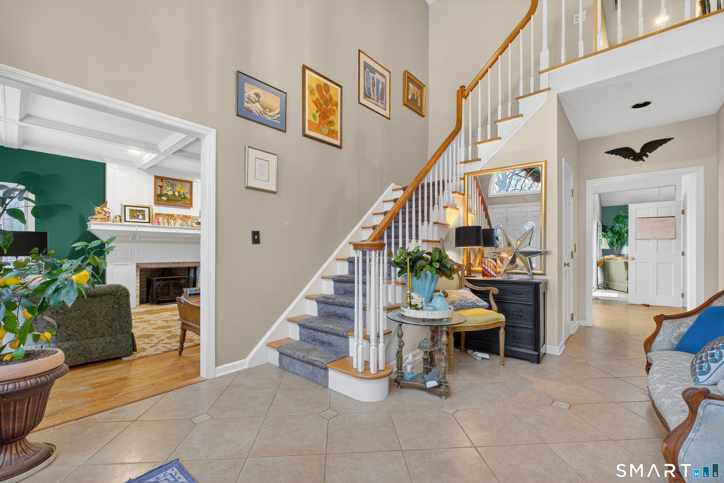123 A Peaceable Street Redding, CT 06896 - Photo 29 of 44 a view of entryway and hall
