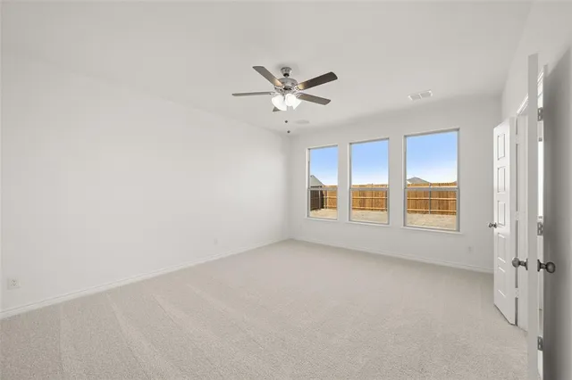 $324,900 | 1904 Cheyenne Drive, Cleburne, TX 76033