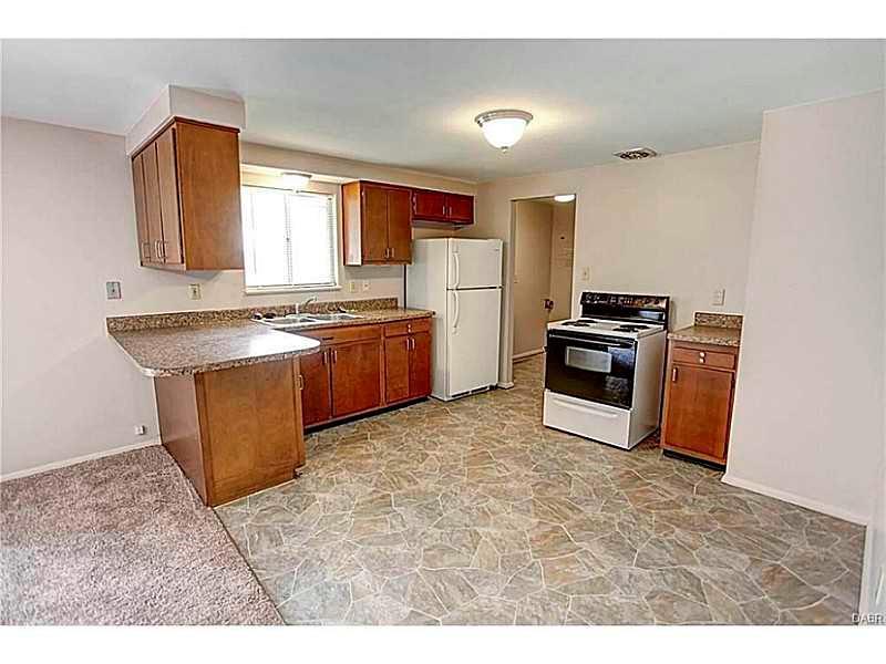 7826 Harshmanville Road Dayton, OH 45424 - Photo 8 of 21
