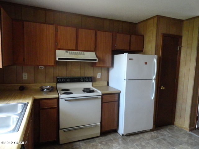 210 Shipman Road, Unit BLDG K Havelock, NC 28532 - Photo 5 of 9 Kicthen