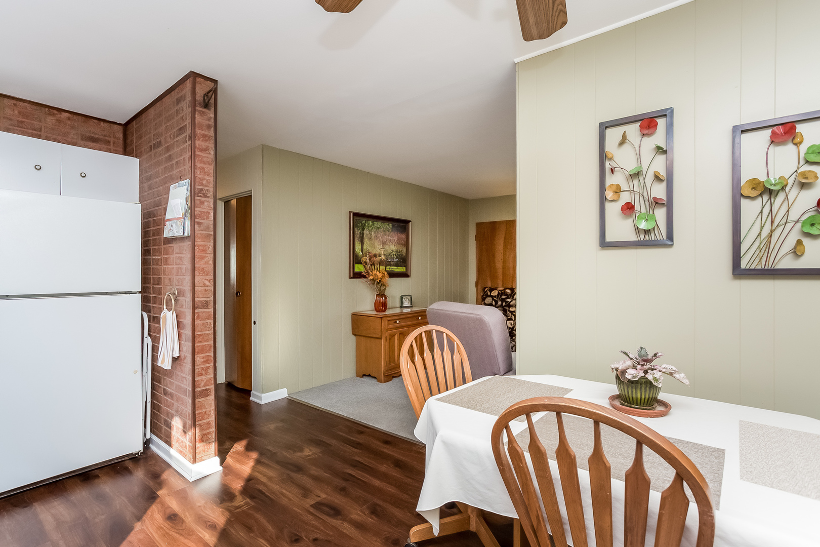 664 Clover Road Wauconda, IL 60084 - Photo 7 of 36